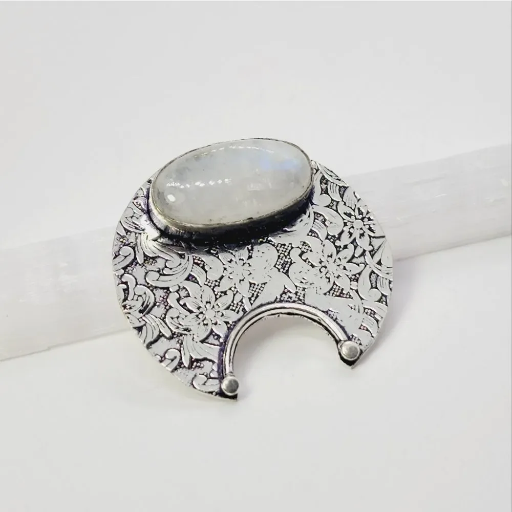 Rainbow Moonstone Sliver Plated Antique Style Pendant Size 1.4